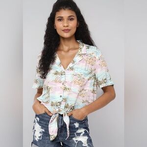 American Eagle Tropical Front Tie Button Down Top